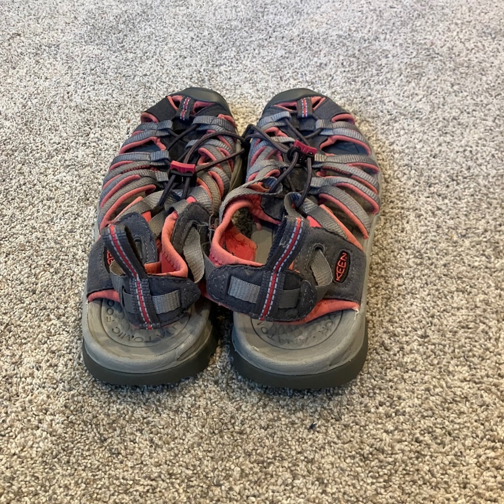Keen Whisper Sandals Women 11 Gray Coral Pink Waterproof Sport Hiking Shoes FLAW - Picture 4 of 10